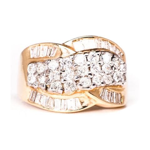 14K Yellow Gold 3.97 gms Diamond 0.30 Carats BG 0.30 Carats Diamond Ring