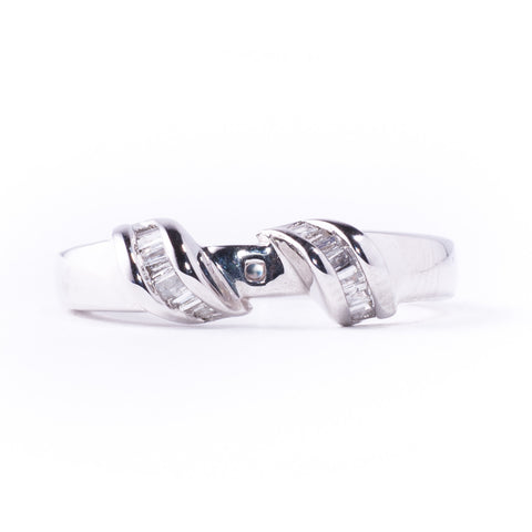 14K White 3.92 gms BG 0.25 Carats Diamond Ring