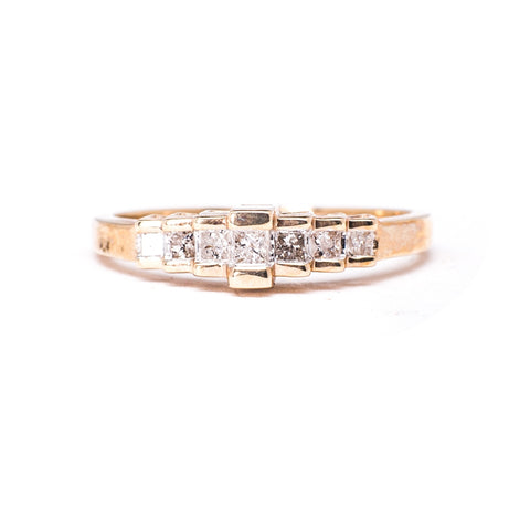 10K Yellow Gold 2.25 gms PR 0.30 Carats Wedding Ring