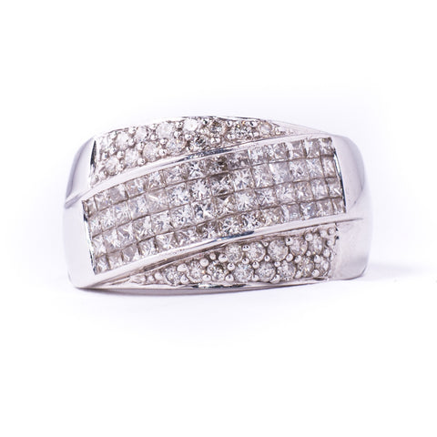 14K White 7.58 gms Diamond 0.25 Carats PR 1.50 Carats Stone Ring