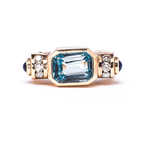 10K Yellow Gold 4.42 gms 0.18 Carats Diamond With 3.14 Carats Aquamarine Stone Ring